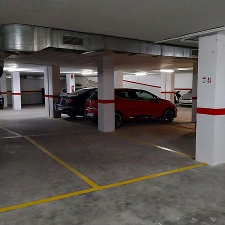 Piso En Linares Zona Centro Con Parking Gratis Apartment Екстериор снимка